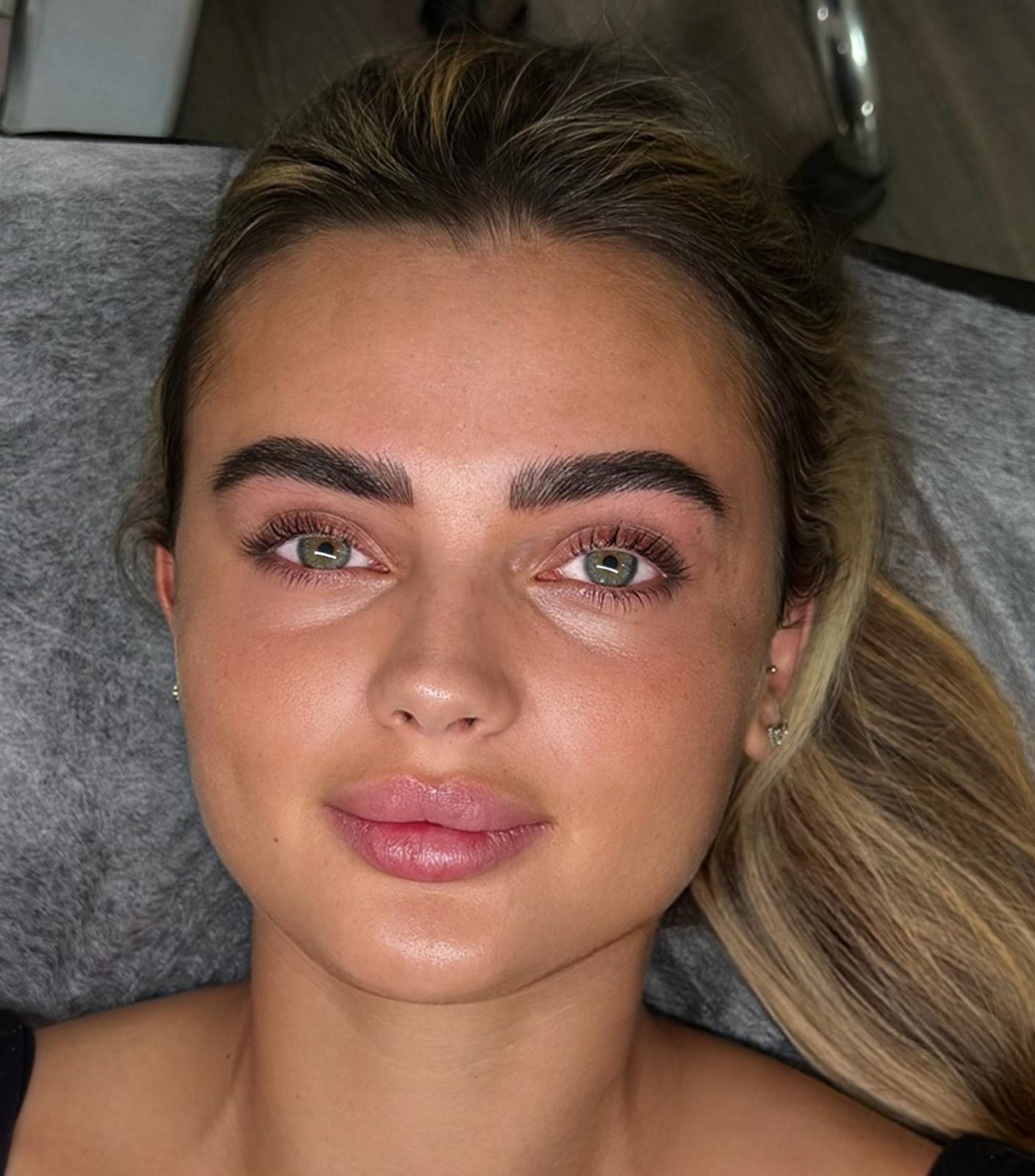 Natural Hairstroke / Fluffy Brows